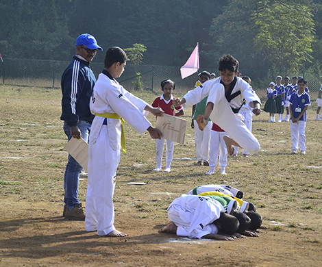 Kaivalya Vidya Niketan Students participating in outdoor sports activities